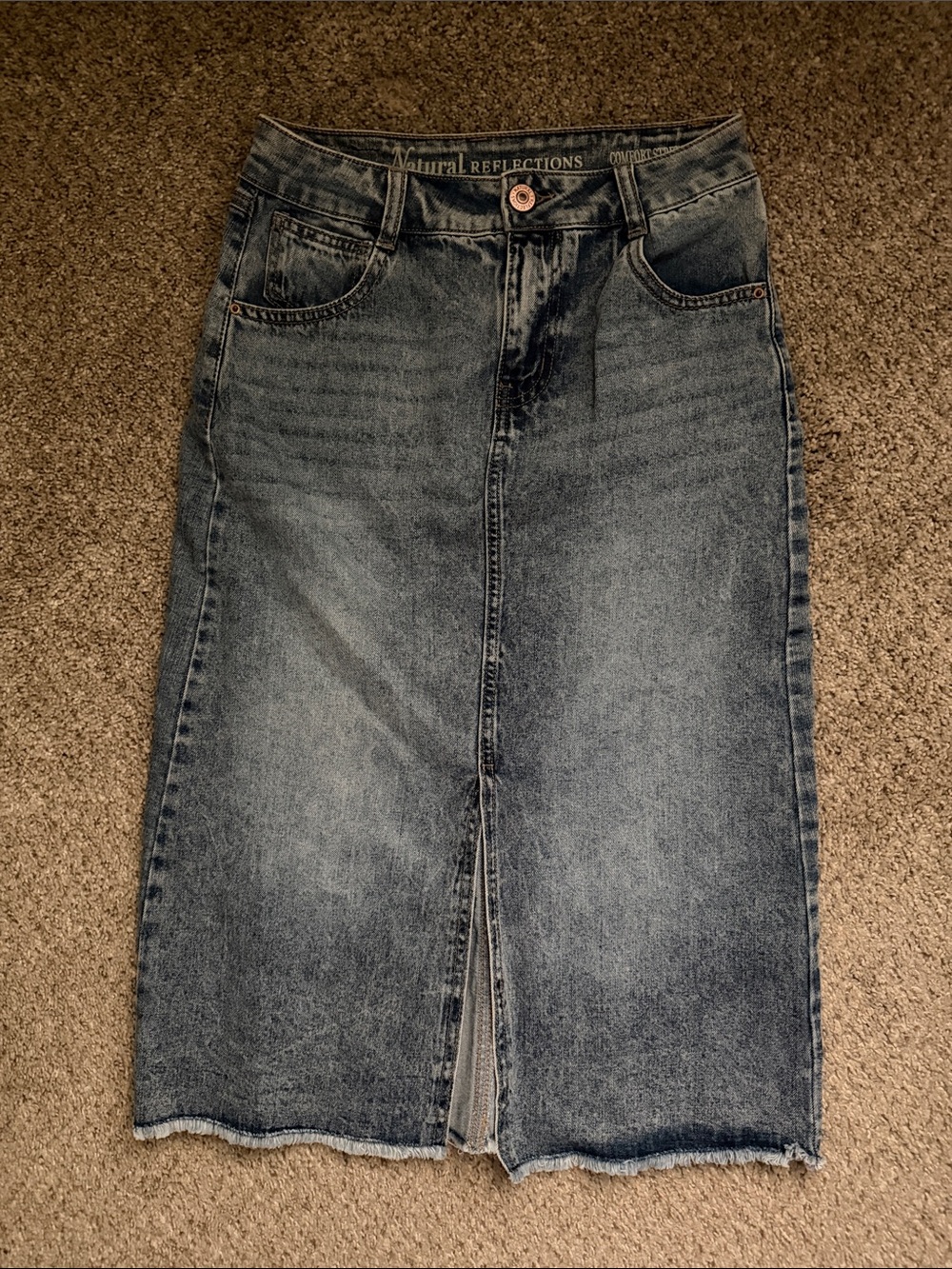 Natural Reflections Women's Faded Blue Denim Straight-Leg Skirt